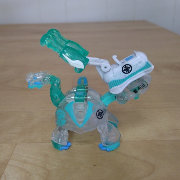 BAKUGAN Ramparian Ultra Translucent Armored Alliance Geogan Rising W/Battle Gear - Picture 2 of 10
